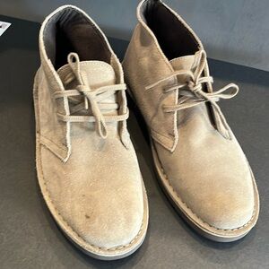 Clark’s Desert Boot - sand color
